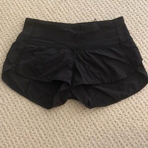 black lululemon shorts